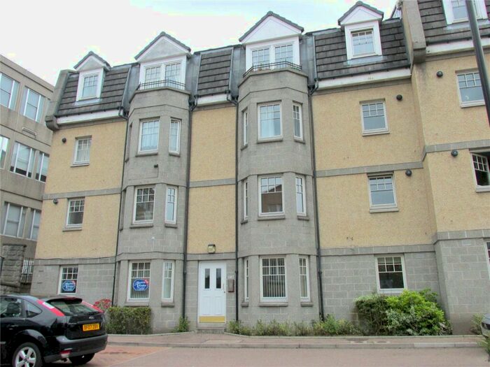 2 Bedroom Flat To Rent In Candlemakers Lane, Loch Street, Aberdeen, AB25