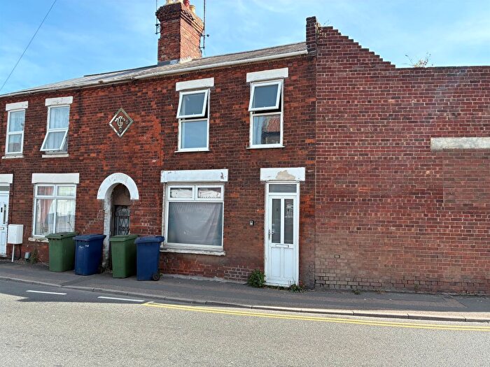 4 Bedroom Semi-Detached House For Sale In North End, Wisbech, PE13