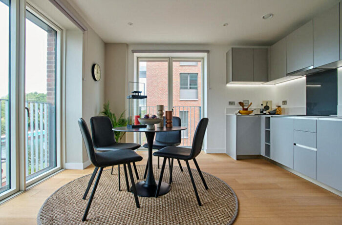 1 Bedroom Apartment To Rent In Ferry Lane, Tottenham Hale, N17