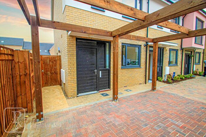 2 Bedroom End Of Terrace House To Rent In Endeavour Way, Colchester, Essex, CO4