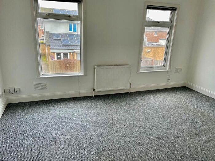 1 Bedroom Flat To Rent In Seaview Road, Shoeburyness, SS3