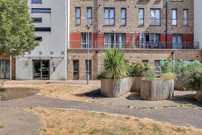 1 Bedroom Apartment For Sale In Pepys Court, Cambridge, CB4