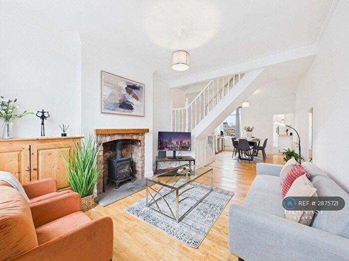 2 Bedroom Terraced House To Rent In Sandhurst St, Leicester, LE2