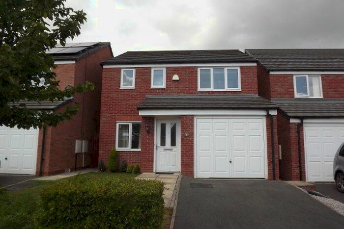 3 Bedroom Property To Rent In Greylag Gate, Newcastle ST5