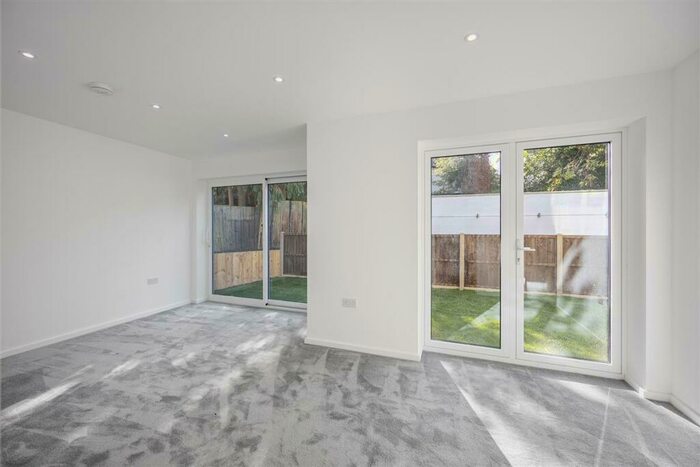 2 Bedroom Apartment To Rent In Elliott Close, Wembely, HA9