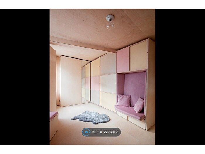 1 Bedroom Semi Detached House To Rent In Rydon Street, London, N1