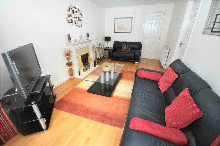 2 Bedroom Flat To Rent In Beechgrove Gardens, City Centre, Aberdeen, AB15