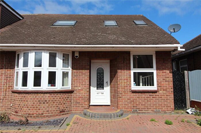 4 Bedroom House To Rent In Suttons Lane, Hornchurch, Essex, RM12