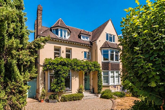 1 Bedroom Flat To Rent In North Common Road, Ealing, W5