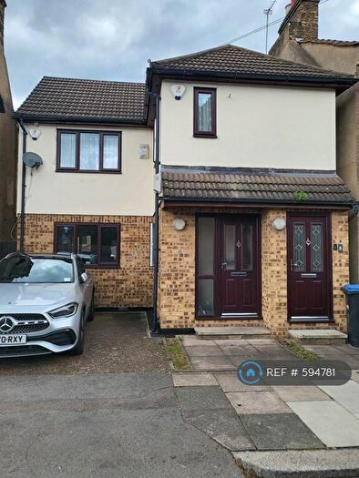 1 Bedroom Maisonette To Rent In Ladysmith Road, London, N18