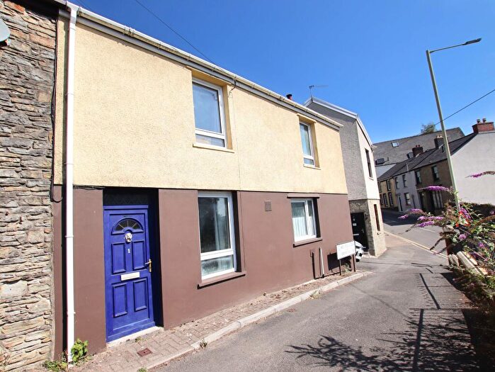 2 Bedroom End Of Terrace House For Sale In Heol Sticil-y-Beddau, Llantrisant, Pontyclun, CF72