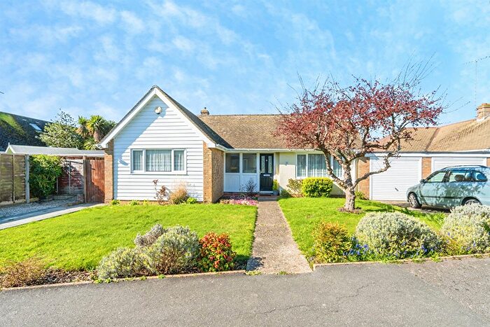 2 Bedroom Detached Bungalow For Sale In Ivy Close, Westergate, Chichester, PO20