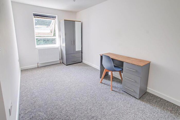 1 Bedroom Terraced House To Rent In Room, Bishop Westall Road, Exeter, EX2