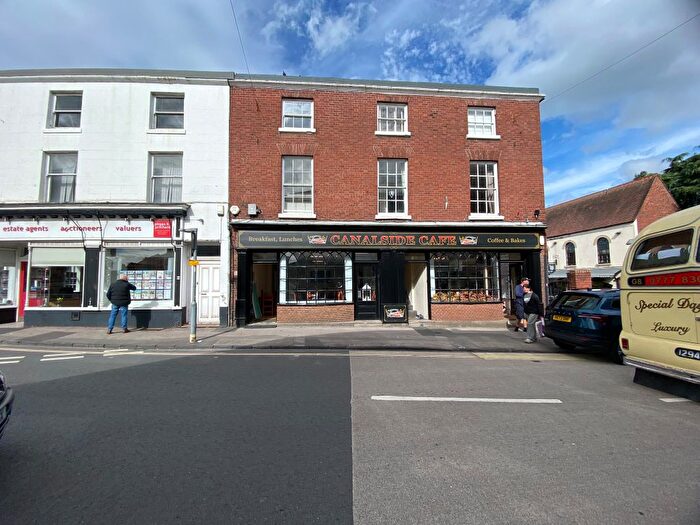 1 Bedroom Flat To Rent In High Street, Stourport-On-Severn, DY13