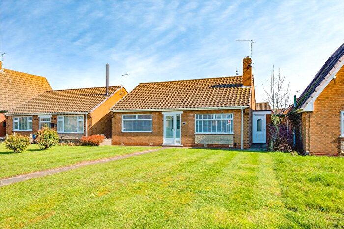 2 Bedroom Bungalow For Sale In Kingsway, Kirkby-In-Ashfield, Nottingham, NG17