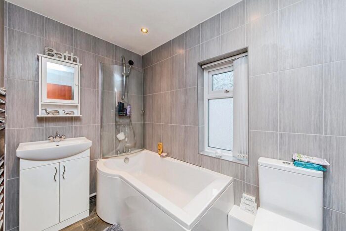 3 Bedroom Terraced House For Sale In Catherine Street, Crewe, Cheshire, CW2