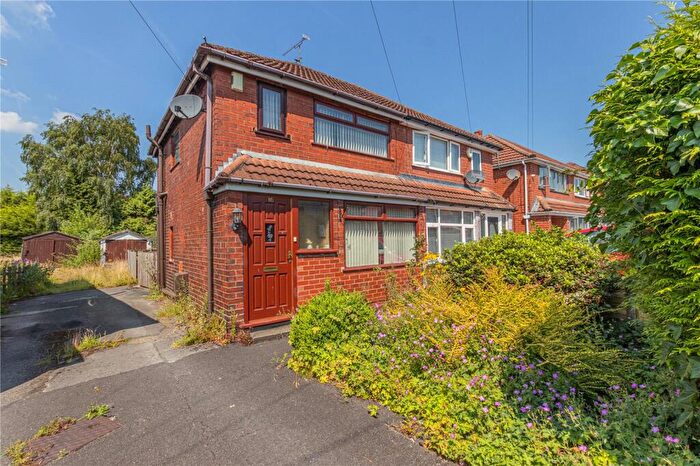 2 Bedroom Semi-Detached House For Sale In Field Road, Rochdale, Greater Manchester, OL16