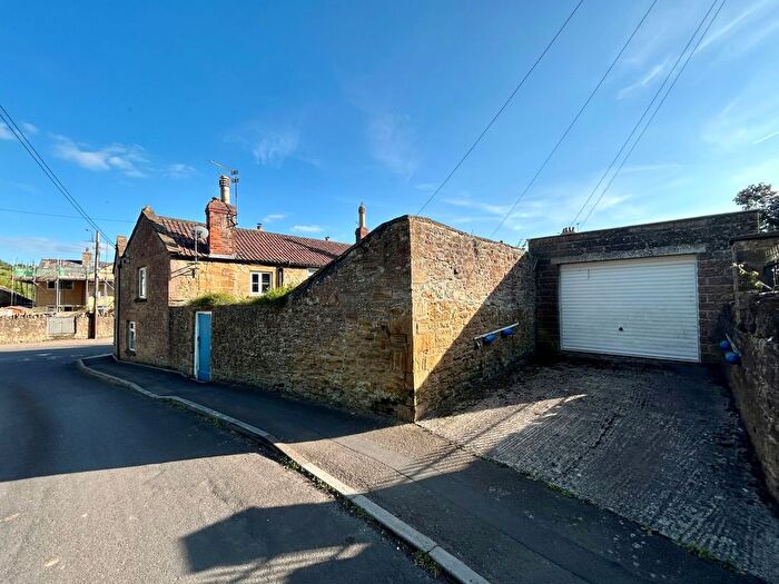 3 Bedroom End Of Terrace House For Sale In West Street, Stoke Sub Hamdon, TA14