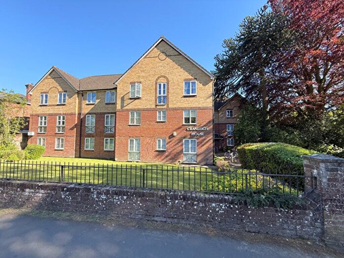2 Bedroom Apartment For Sale In Cranleigh House, Westwood Road, Southampton, SO17