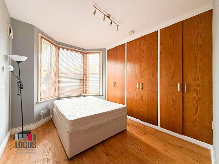 1 Bedroom Flat To Rent In Hermitage Road, London, N4