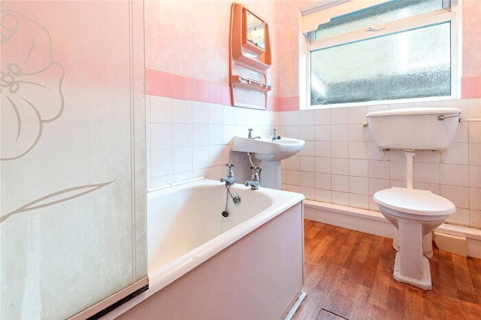 2 Bedroom Bungalow For Sale In Pelham Avenue, Scartho, Grimsby, N E Lincs, DN33