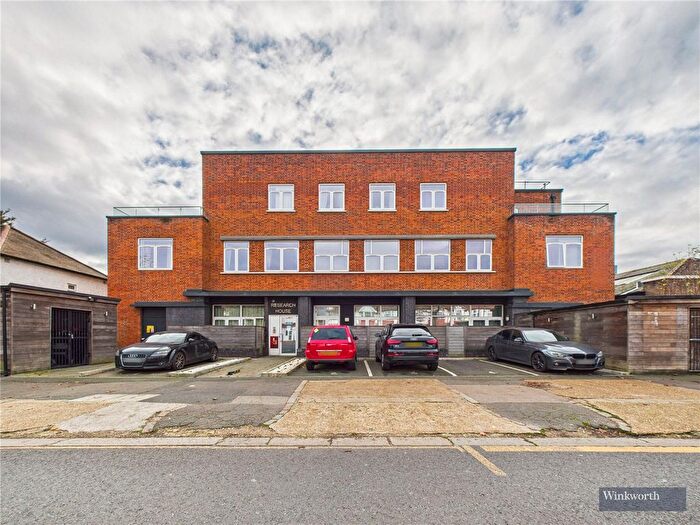 1 Bedroom Flat For Sale In Fraser Road, Perivale, Greenford, UB6