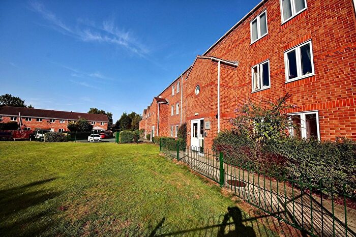 2 Bedroom Property To Rent In Essex House, York, YO31