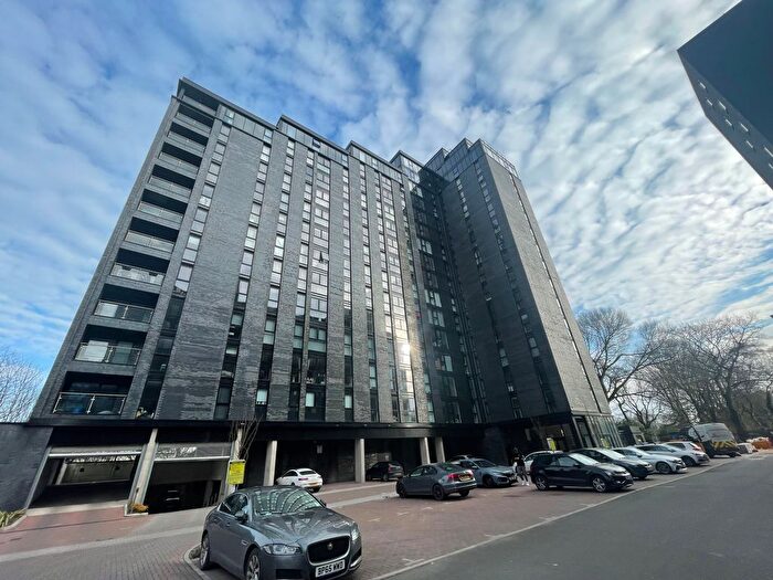 1 Bedroom Flat For Sale In Seymour Grove, Old Trafford, M16