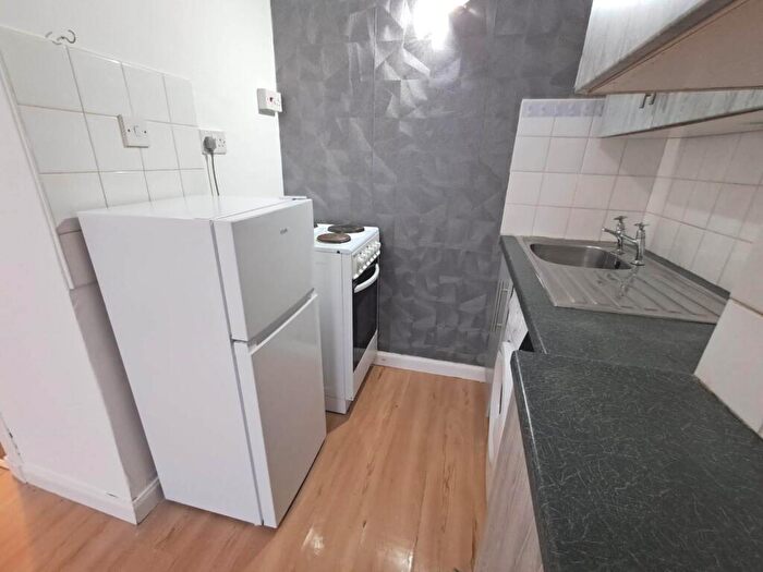 1 Bedroom Flat To Rent In Caledonia Street, Renfrewshire, PA3