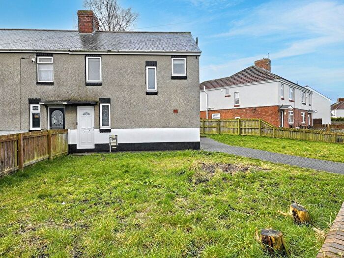 3 Bedroom Semi-Detached House For Sale In Burnside, Bedlington, NE22