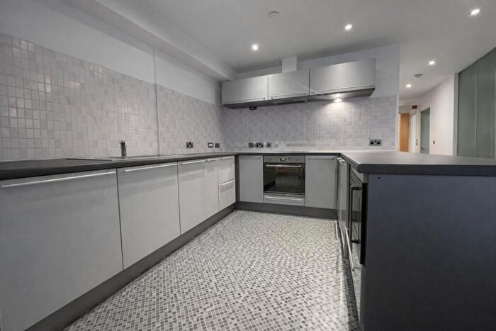 2 Bedroom Flat To Rent In Old Lenton Street, Nottingham, Nottinghamshire, NG1