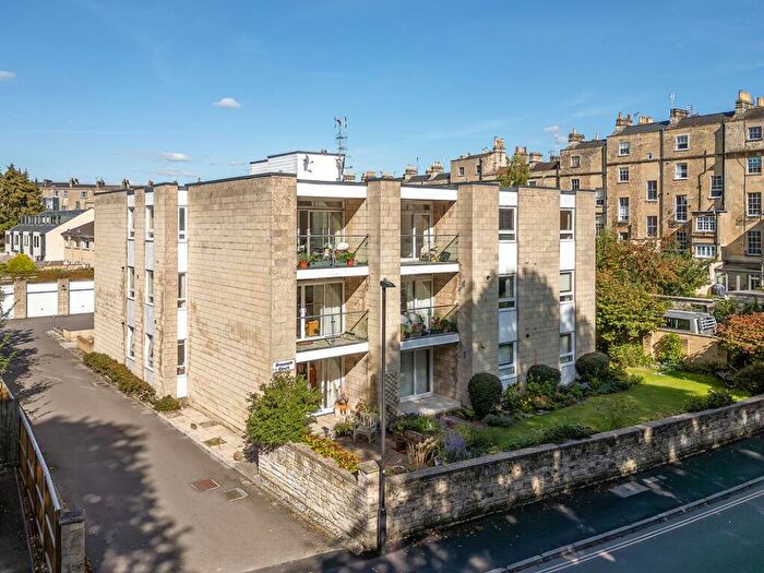 2 Bedroom Apartment To Rent In Draycott Court, Henrietta Gardens, Bath, BA2