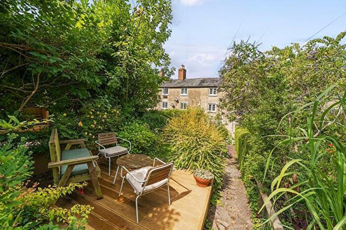 3 Bedroom Cottage For Sale In Chipping Norton, Oxfordshire, OX7