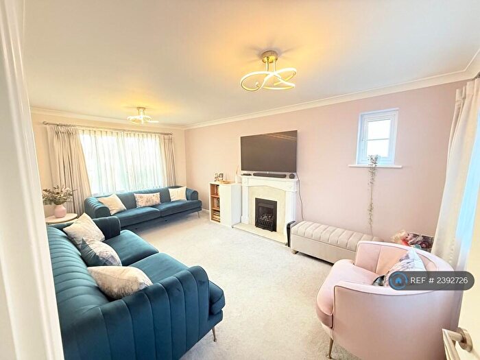 4 Bedroom End Of Terrace House To Rent In Watermans Way, Greenhithe, DA9