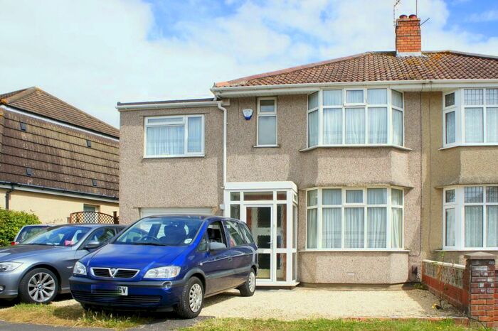 4 Bedroom Semi-Detached House To Rent In Luckington Road, Horfield, Bristol, BS7