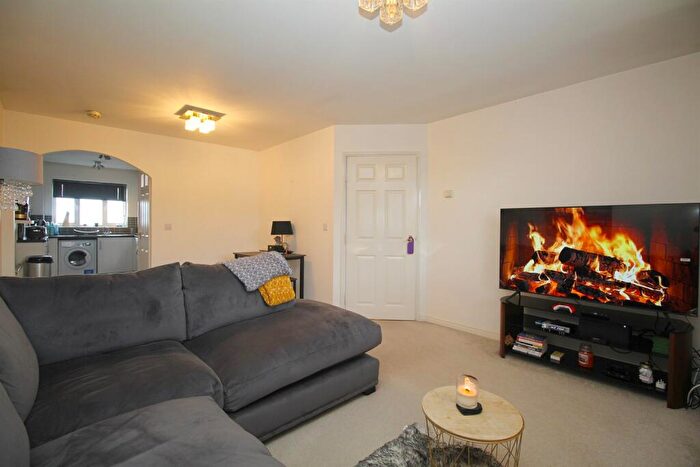 2 Bedroom Penthouse To Rent In Darwin Crescent, Loughborough, LE11