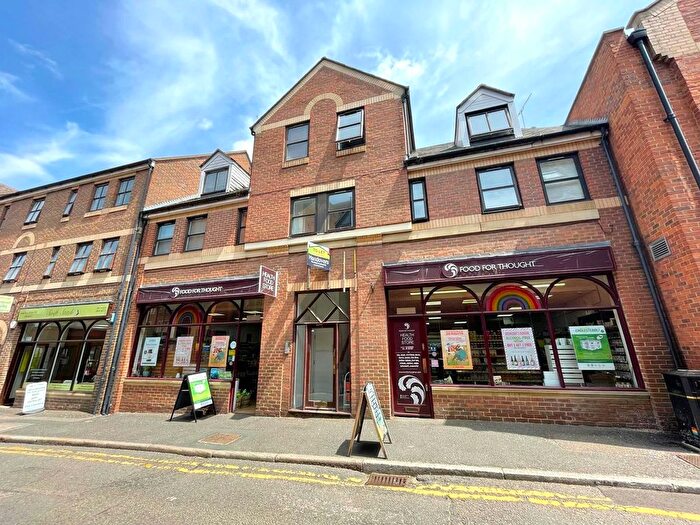 1 Bedroom Flat To Rent In Haydon Place, Guildford, Surrey, GU1