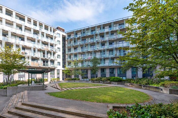 1 Bedroom Flat For Sale In Empire Way, Wembley Park, Wembley, HA9