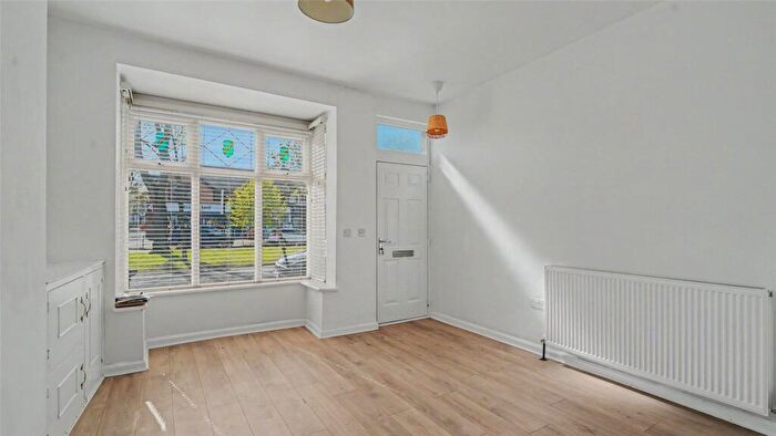 2 Bedroom Terraced House To Rent In Highfield Road, Birmingham, West Midlands, B28