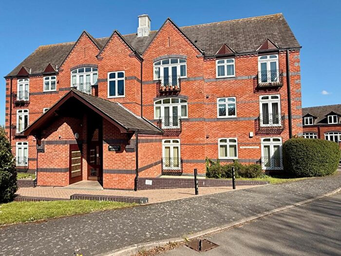 2 Bedroom Flat For Sale In Brindley Court, Braunston, NN11