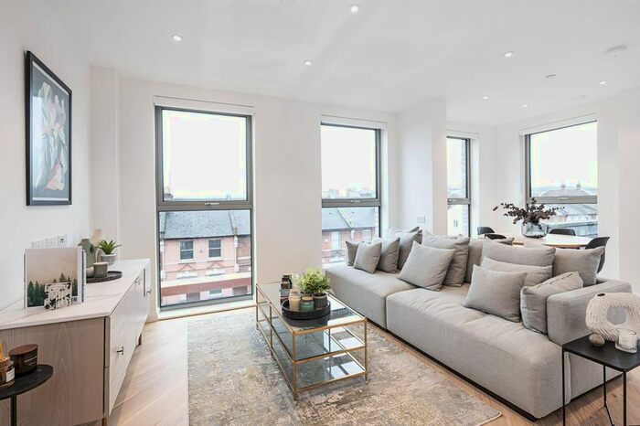 1 Bedroom Flat To Rent In High Road, Wood Green, London, N22