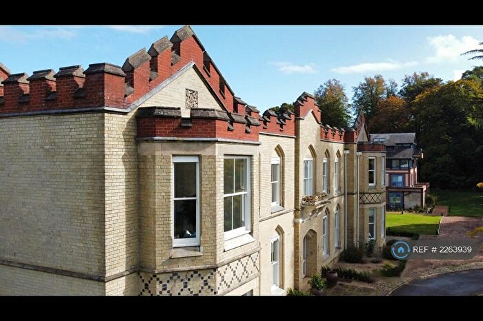 2 Bedroom Flat To Rent In Uplands House, Cryers Hill, High Wycombe, HP15