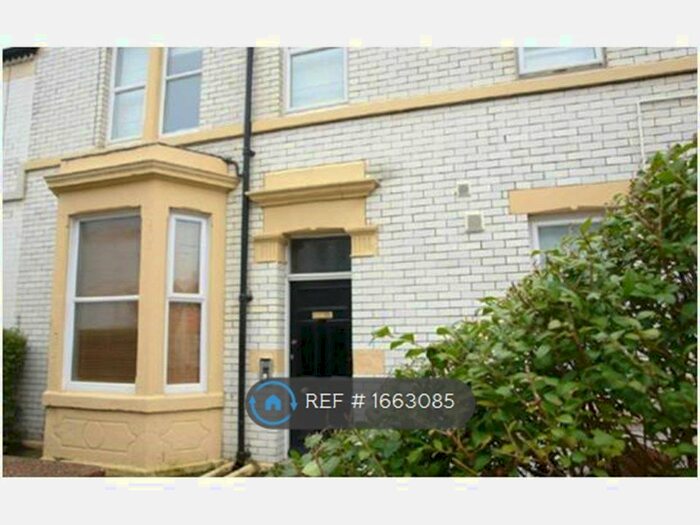 2 Bedroom Flat To Rent In Alnwick Avenue, Whitley Bay, NE26