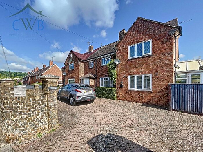 5 Bedroom Semi Detached House For Sale In Meadow Crescent, Upper Halling, ME2