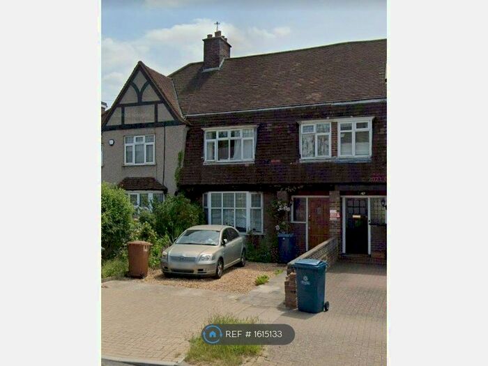 3 Bedroom Terraced House To Rent In Eastcote Road, Middlesex, HA5