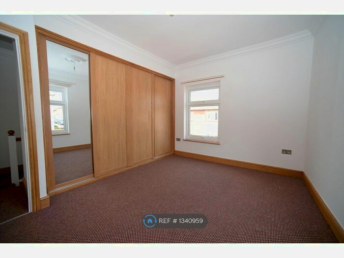 2 Bedroom Maisonette To Rent In Duke Street, Kettering, NN16