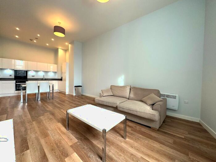 2 Bedroom Flat To Rent In New York Road, Leeds, West Yorkshire, Uk, LS2