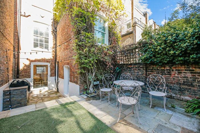 5 Bedroom Terraced House To Rent In Gloucester Avenue, Primrose, NW1