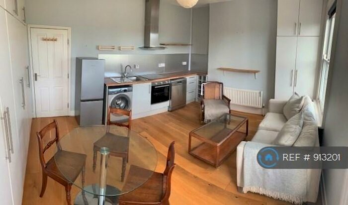 2 Bedroom Flat To Rent In Mildmay Grove North, London, N1