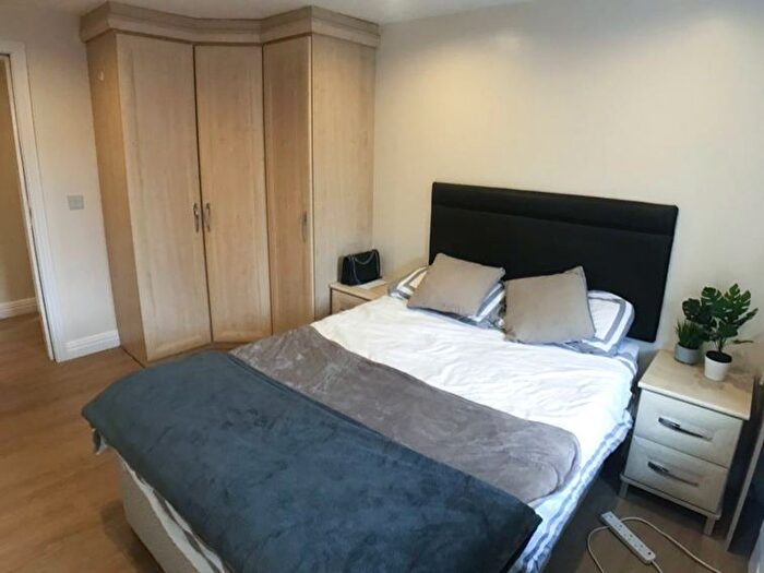 2 Bedroom Flat To Rent In Bed – Oxford Road, Manchester, M1